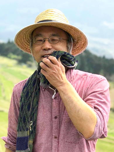 写真：芸術地域デザイン学部 学部長　中村 隆敏